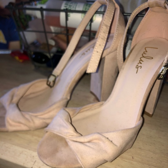 Lulus Shoes - ❤️Lulus heels